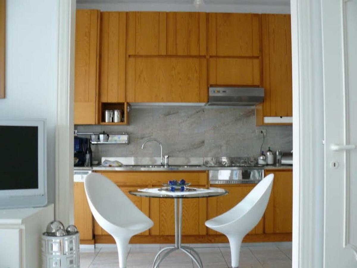 Un Gioiello Con Vista Mare Villa Монеглия Екстериор снимка